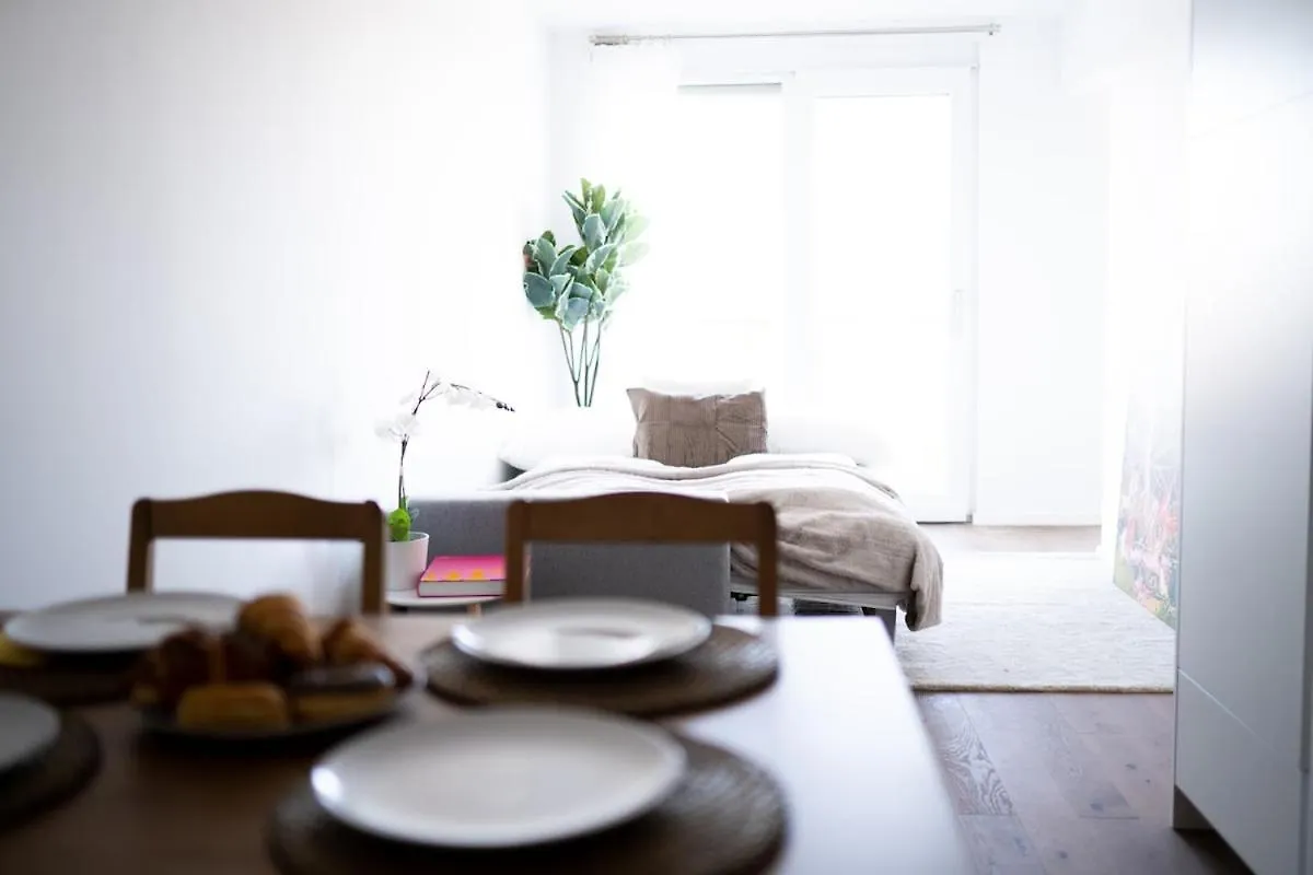 Design Premium Apartments With Balcony & Parking Viena 0*,